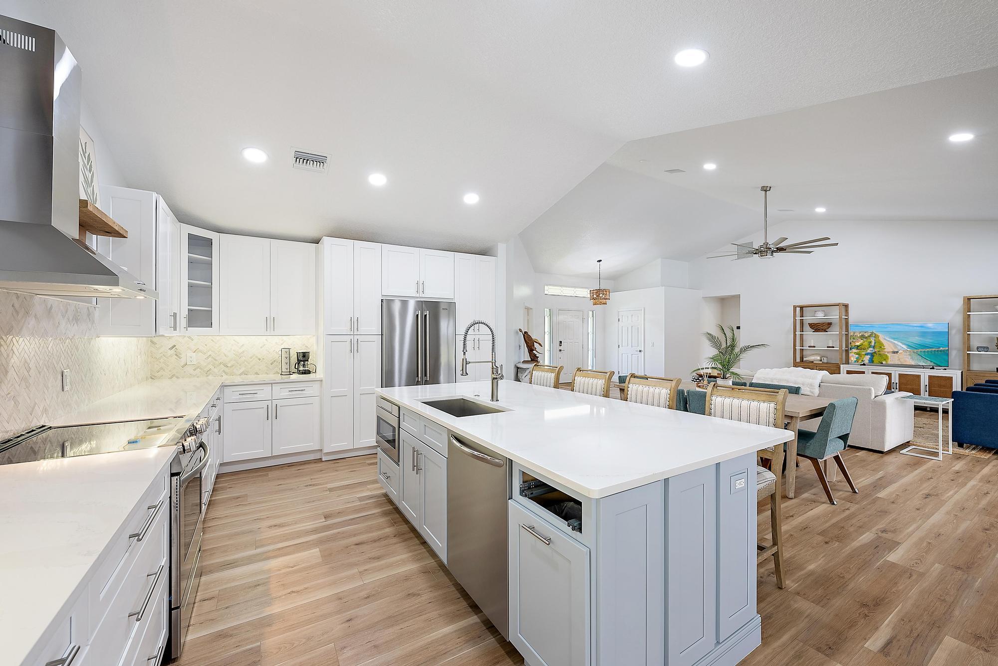 7160 SE Bunker Hill Court