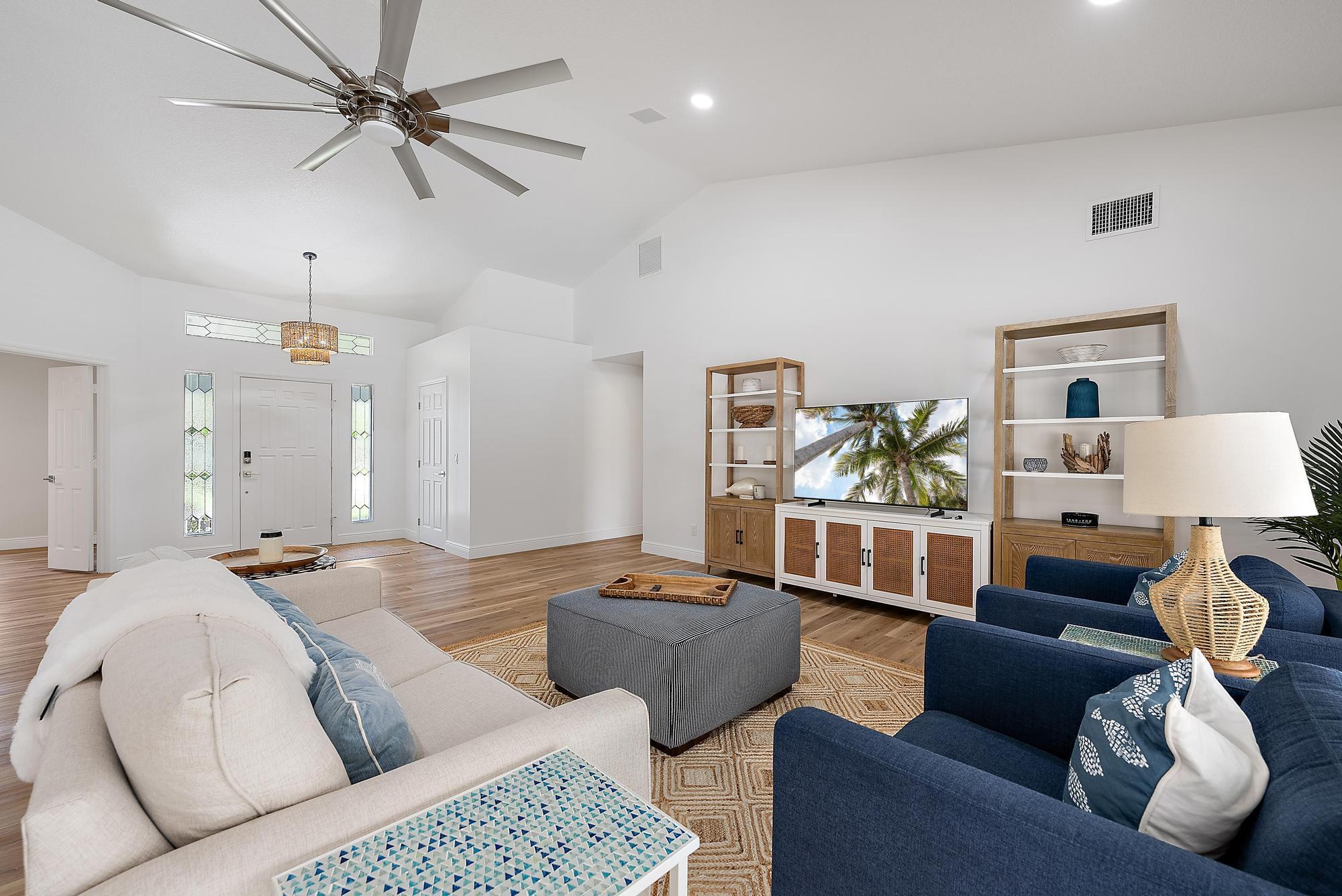 7160 SE Bunker Hill Court