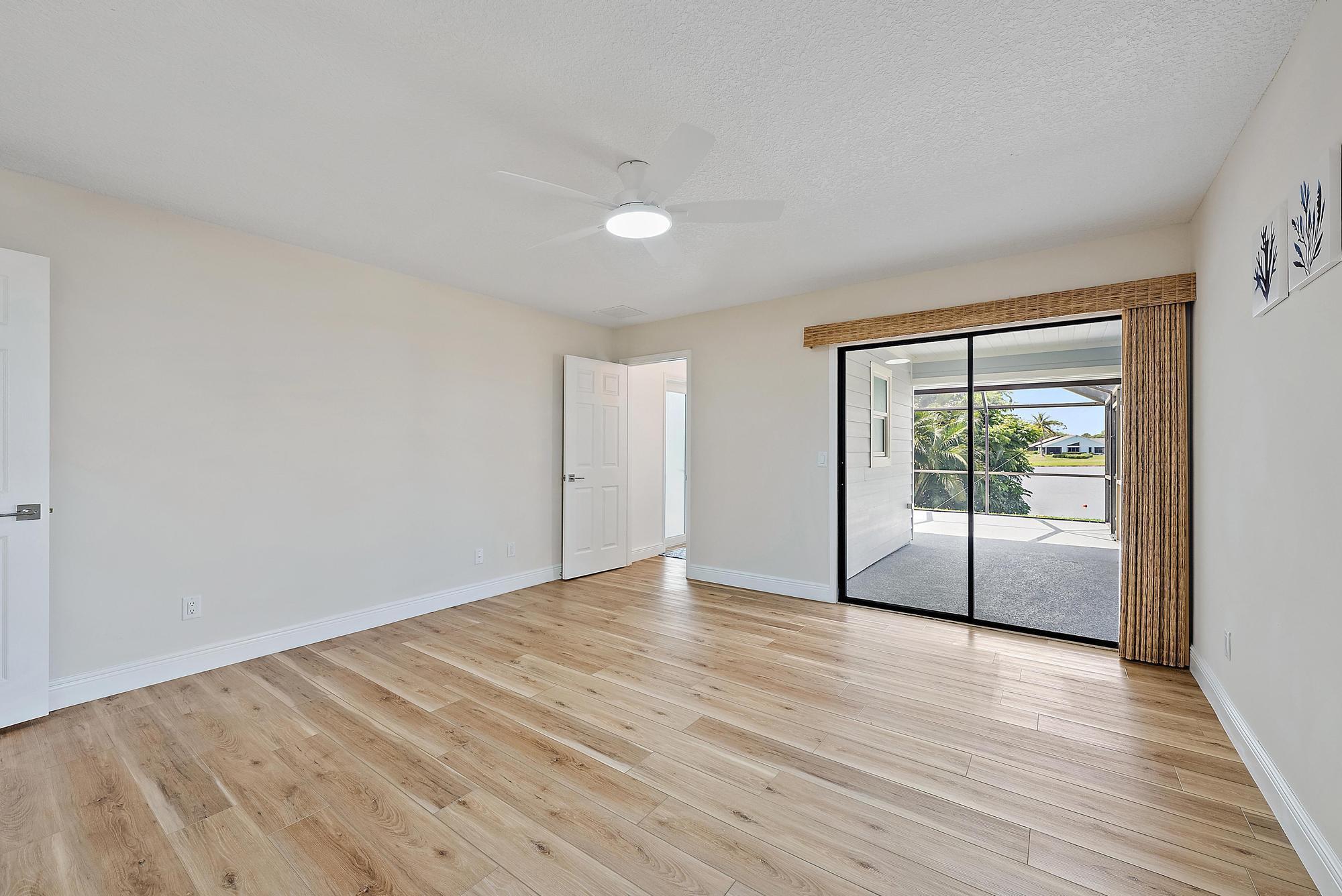 7160 SE Bunker Hill Court