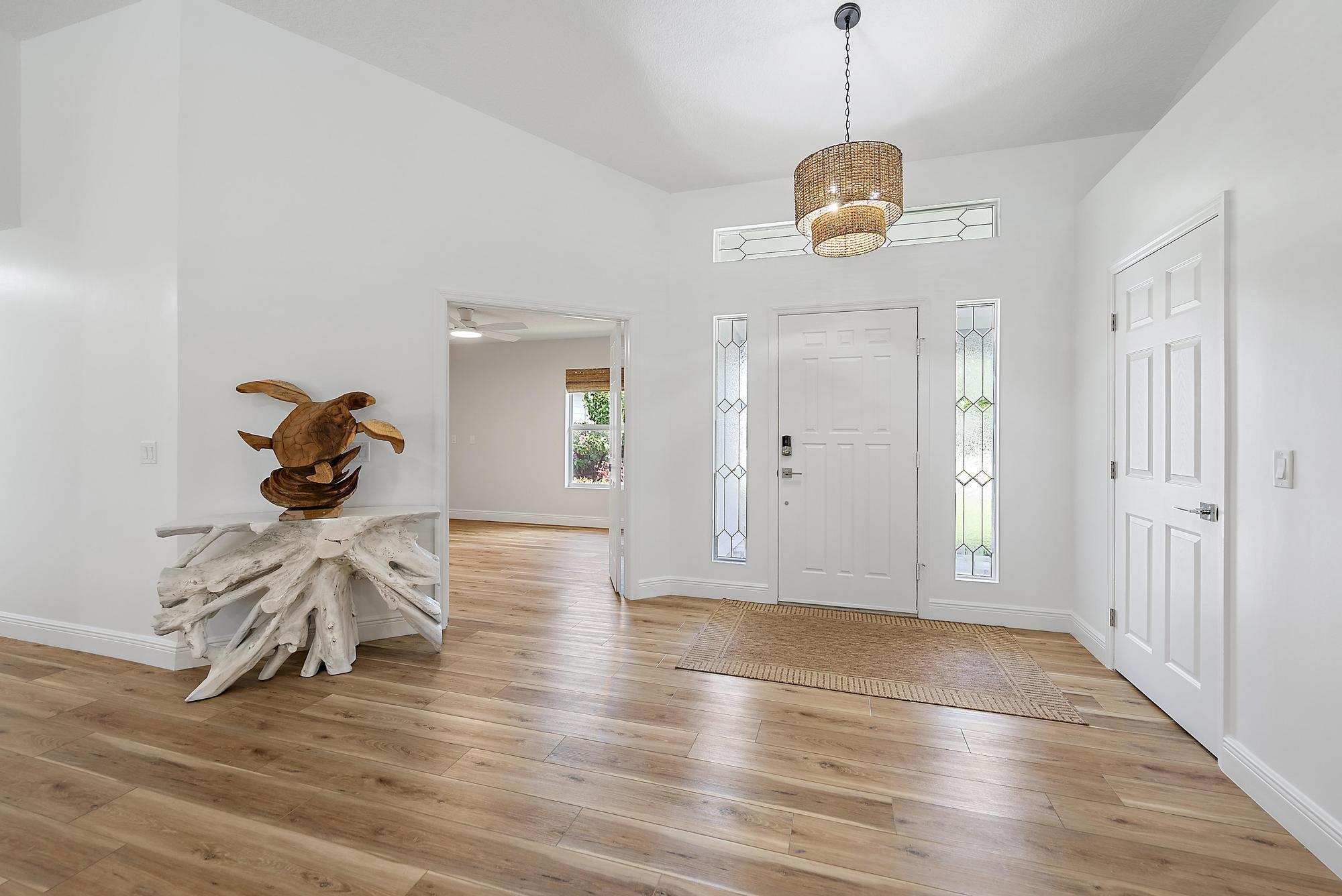 7160 SE Bunker Hill Court