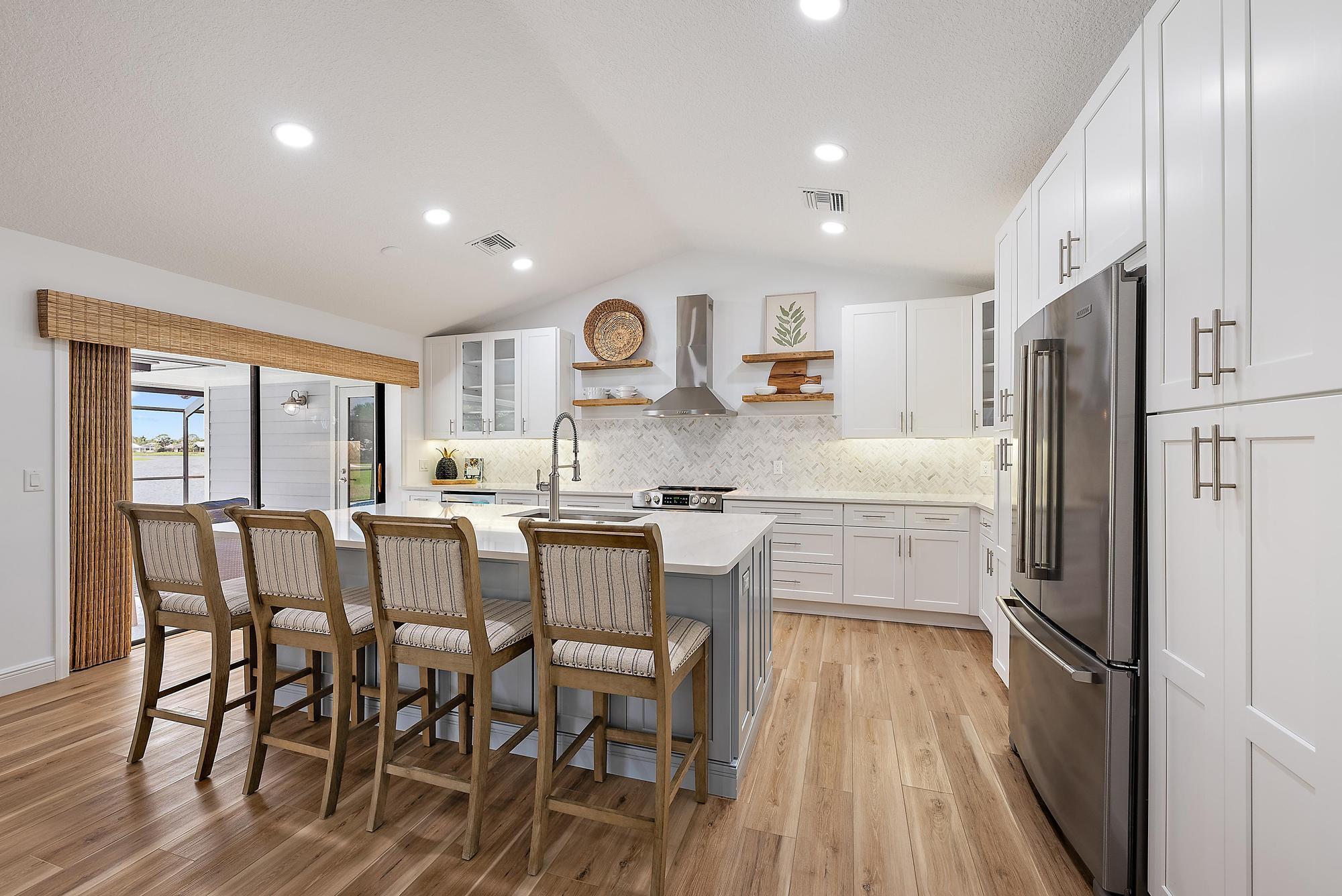 7160 SE Bunker Hill Court