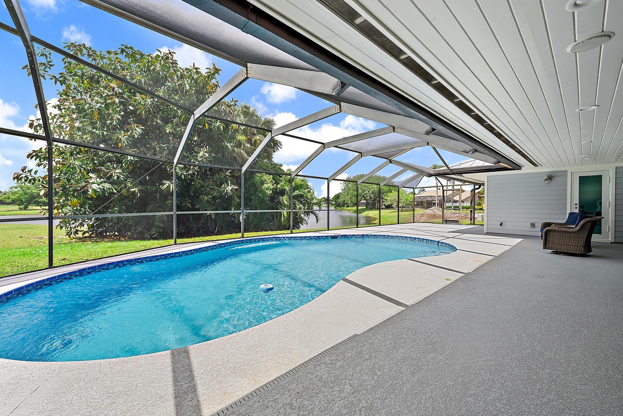 7160 SE Bunker Hill Court