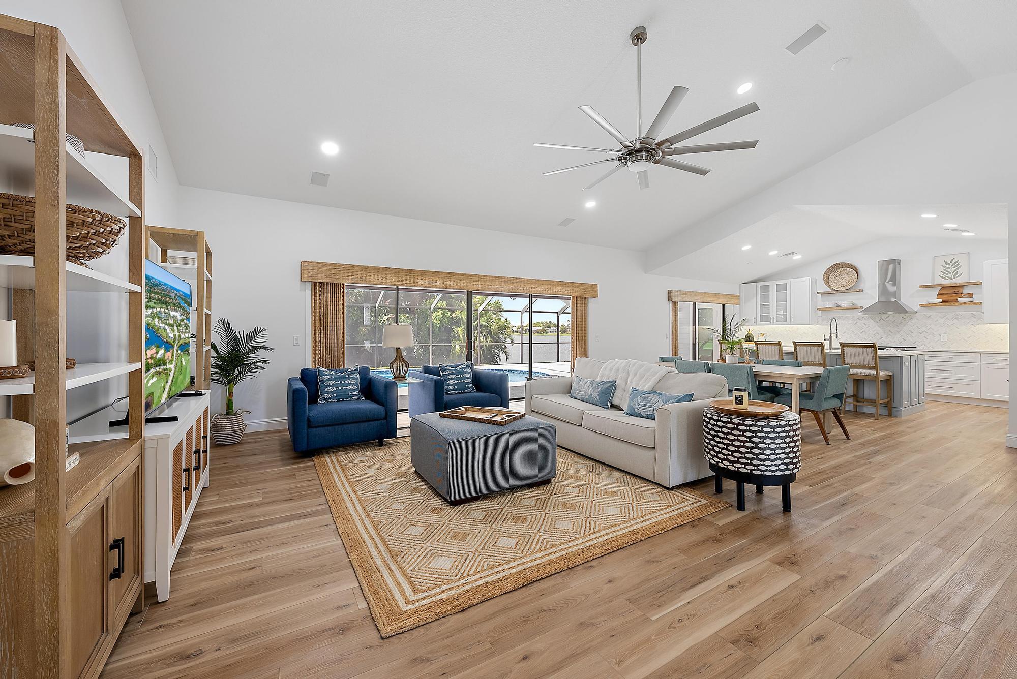 7160 SE Bunker Hill Court