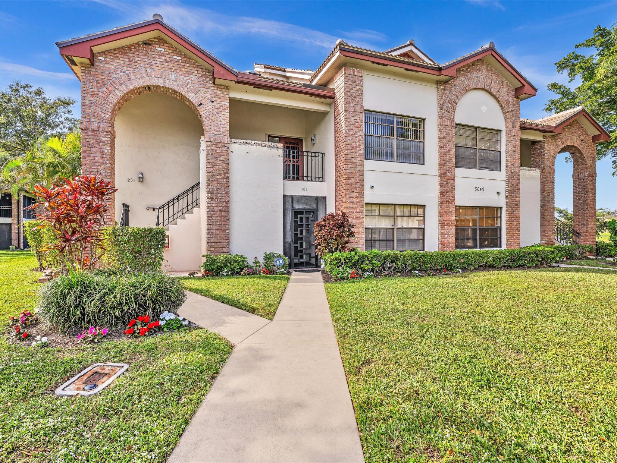 8049 Aberdeen Drive 201, Boynton Beach Unit: 201
