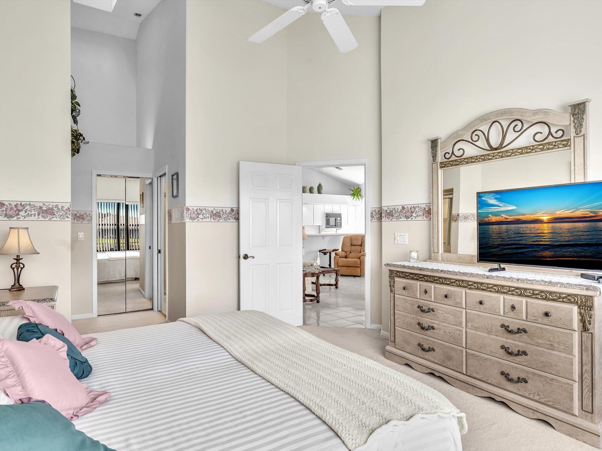 8049 Aberdeen Drive 201, Boynton Beach Unit: 201