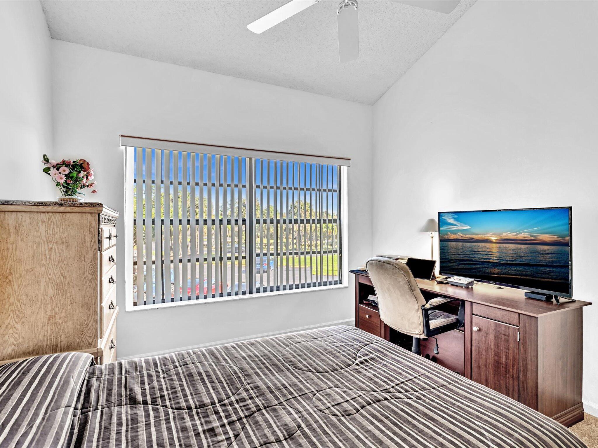 8049 Aberdeen Drive 201, Boynton Beach Unit: 201