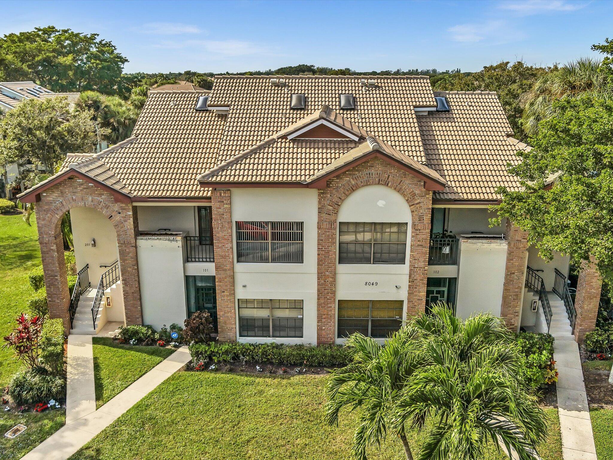 8049 Aberdeen Drive 201, Boynton Beach Unit: 201