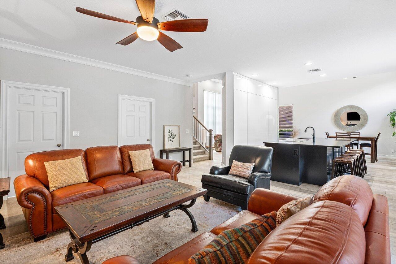 5665 Via De La Plata Circle