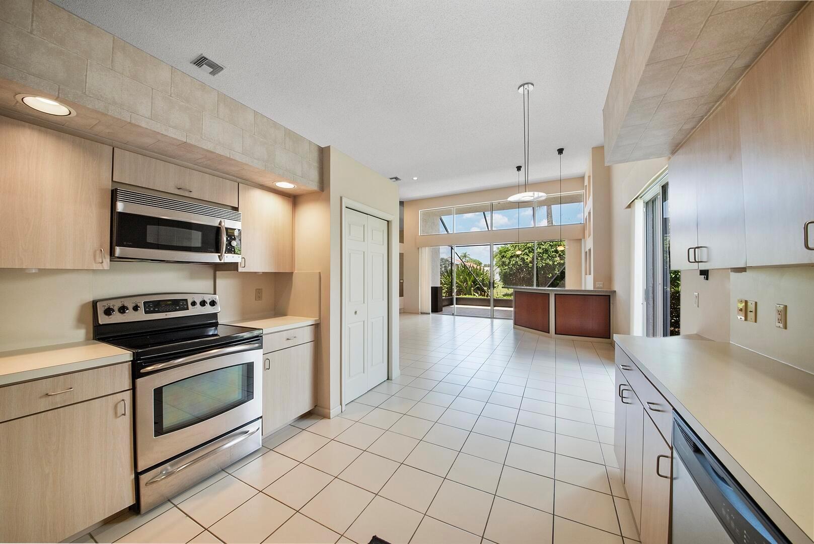 11942 Fountainside Circle