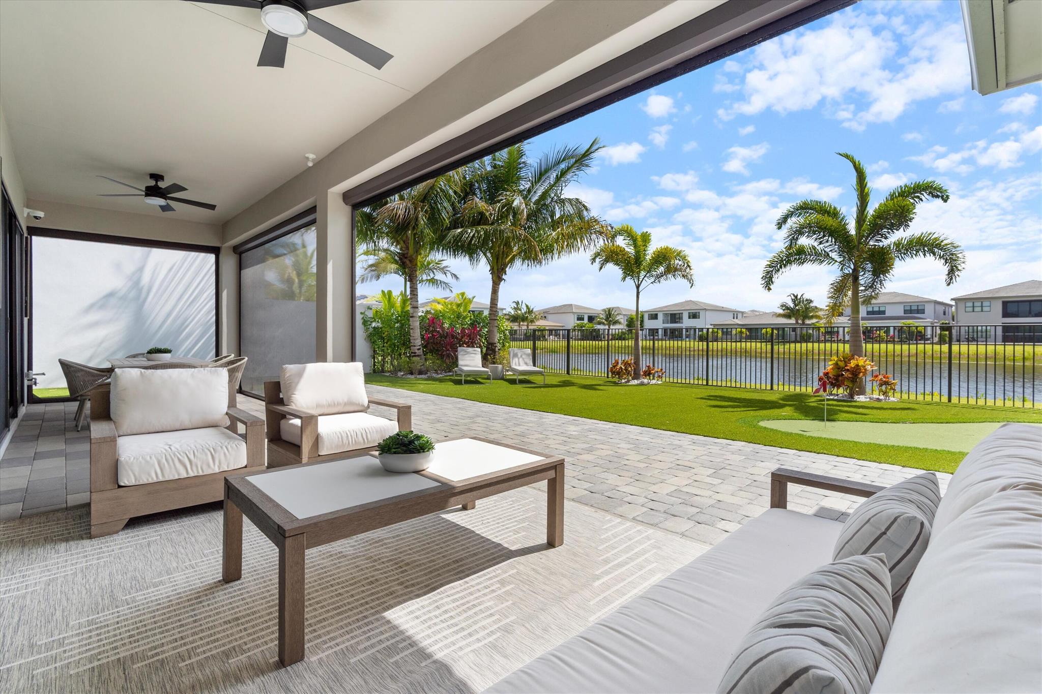 17076 Rainbow Falls Trail