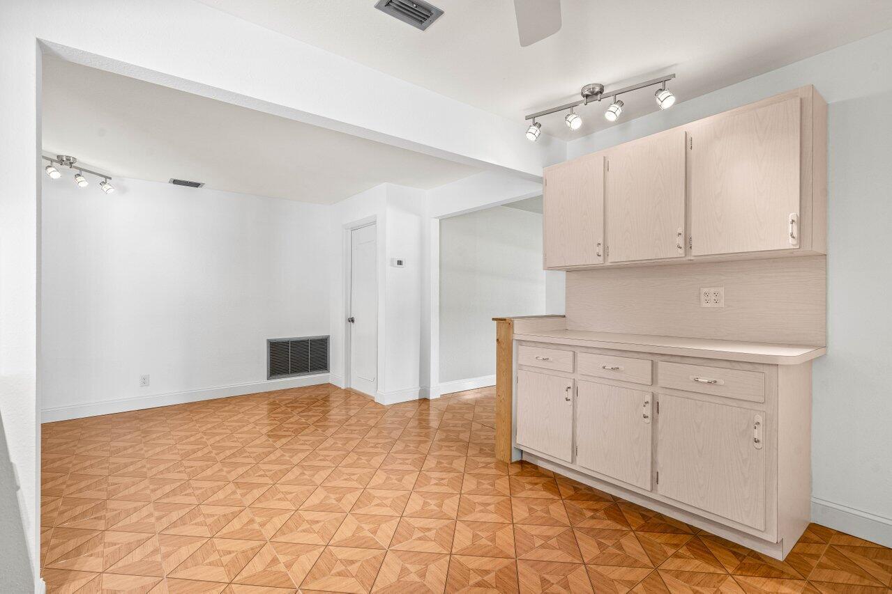 4588 Brady Boulevard