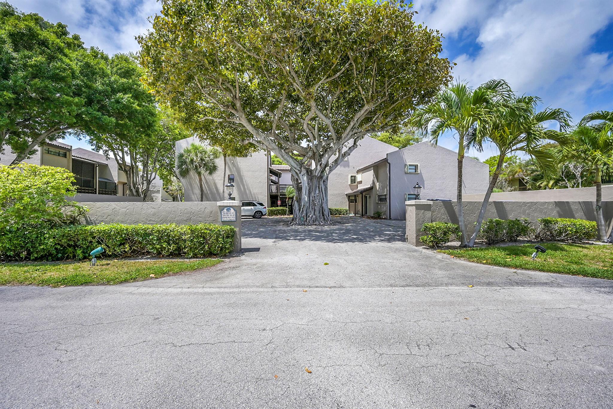 149 NW 70th Street 309c