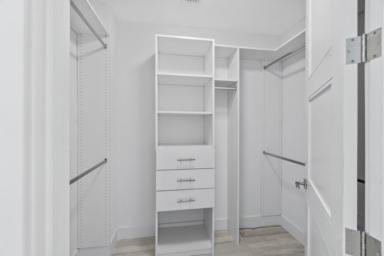 155 E Road 1205