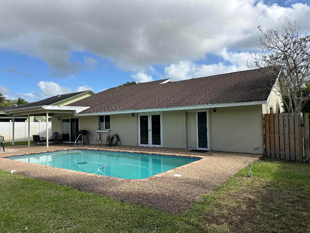 7426 San Sebastian Drive