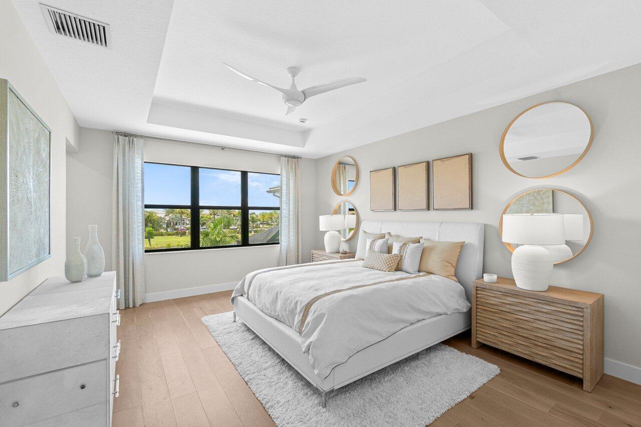 20407 Southernwood Avenue