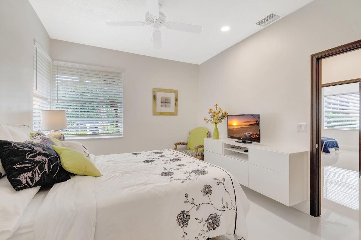 6201 Evian Place, Boynton Beach