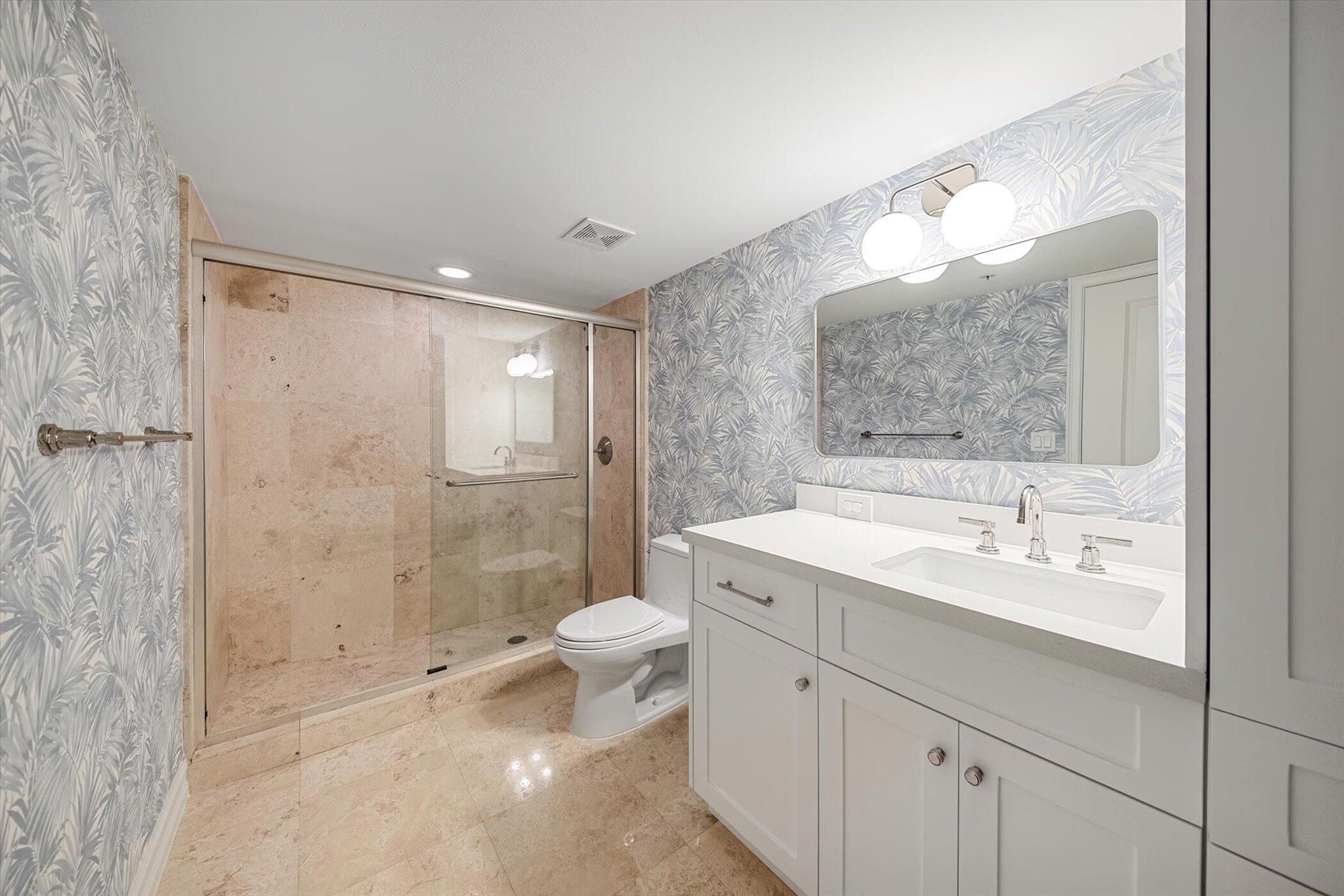 99 SE Mizner Boulevard Ph 22