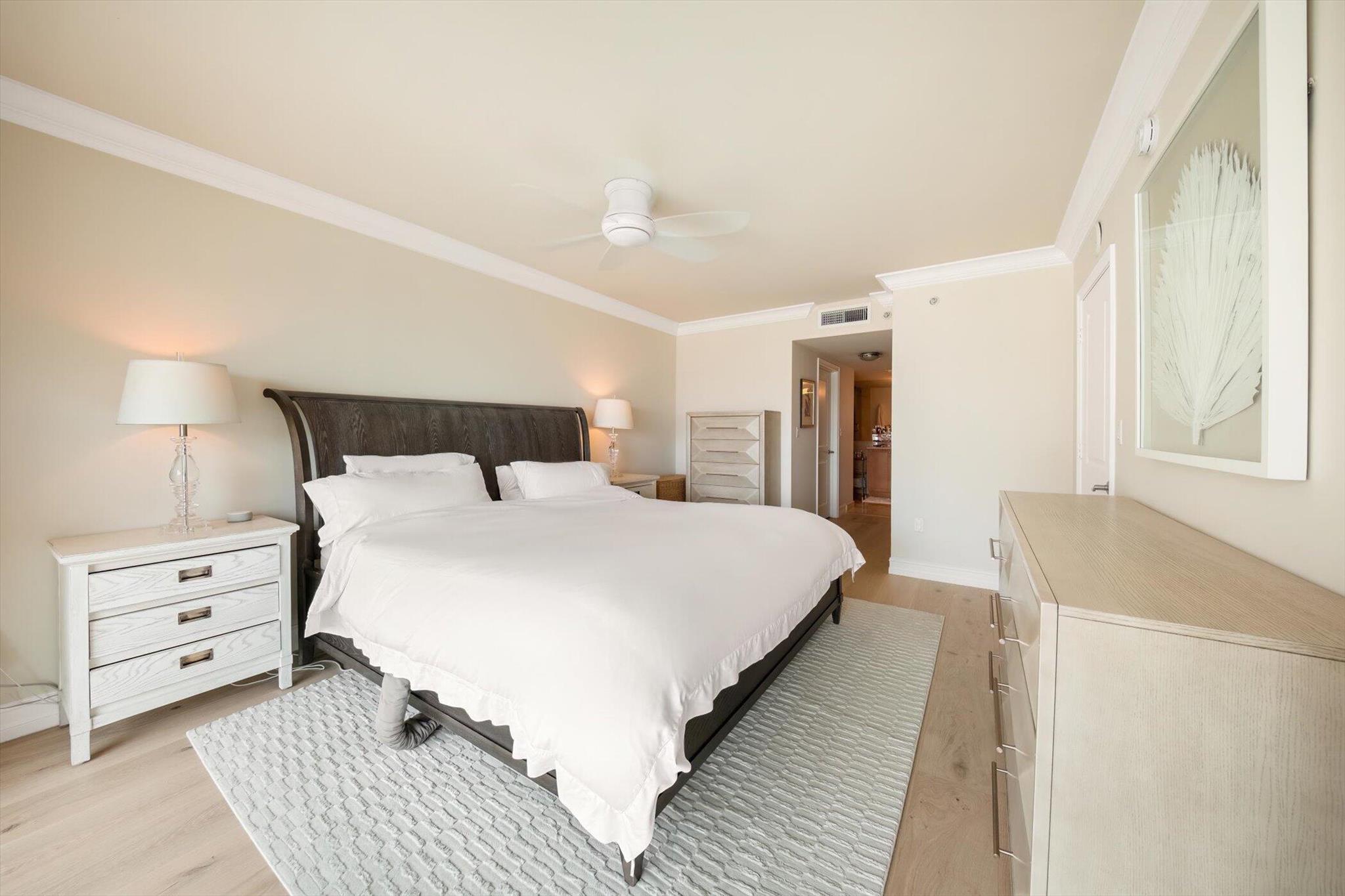 99 SE Mizner Boulevard Ph 22