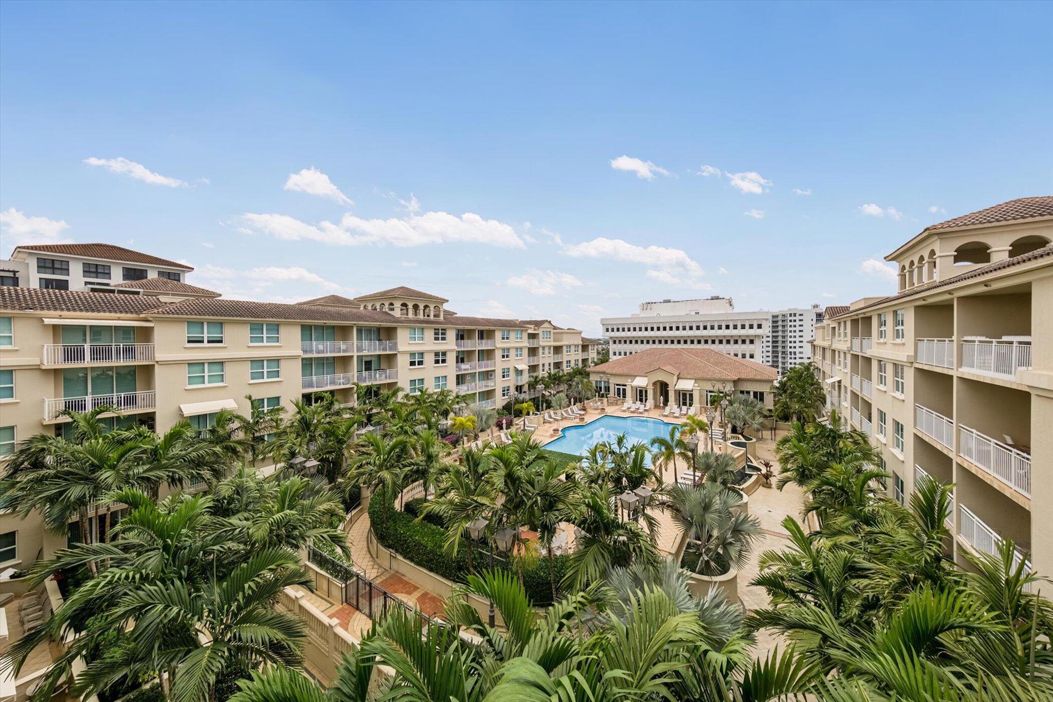 99 SE Mizner Boulevard Ph 22