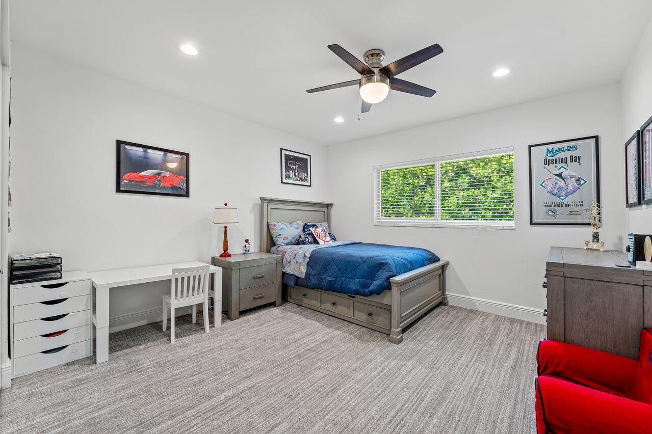 7700 NE Spanish Trail Court