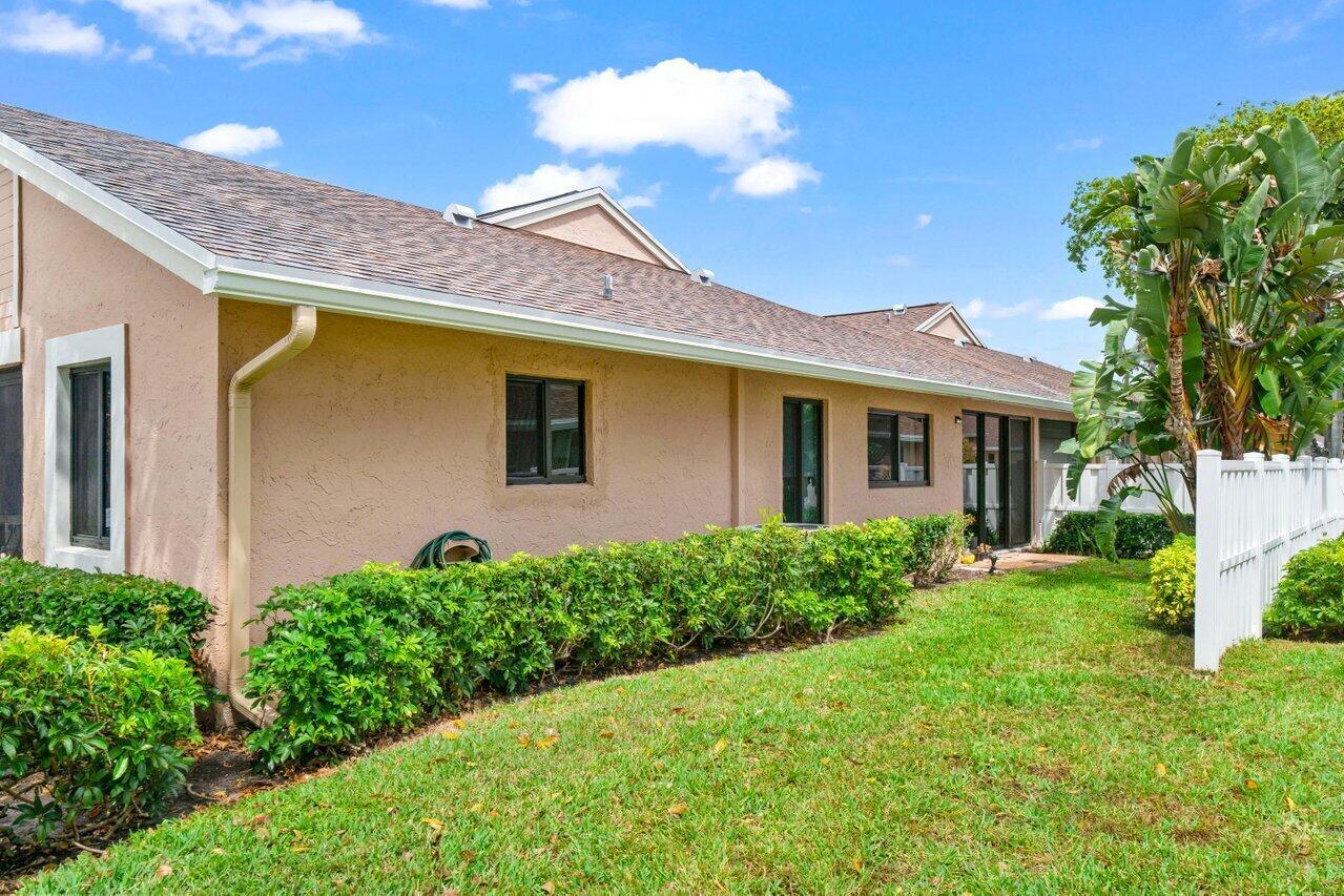 8167 Summerbreeze Lane