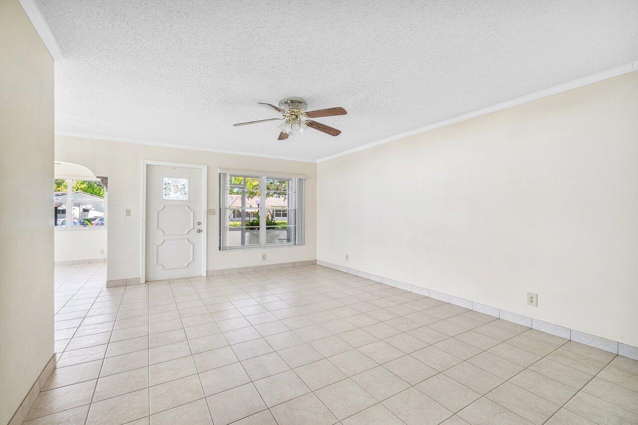 8726 NW 10th Street D86