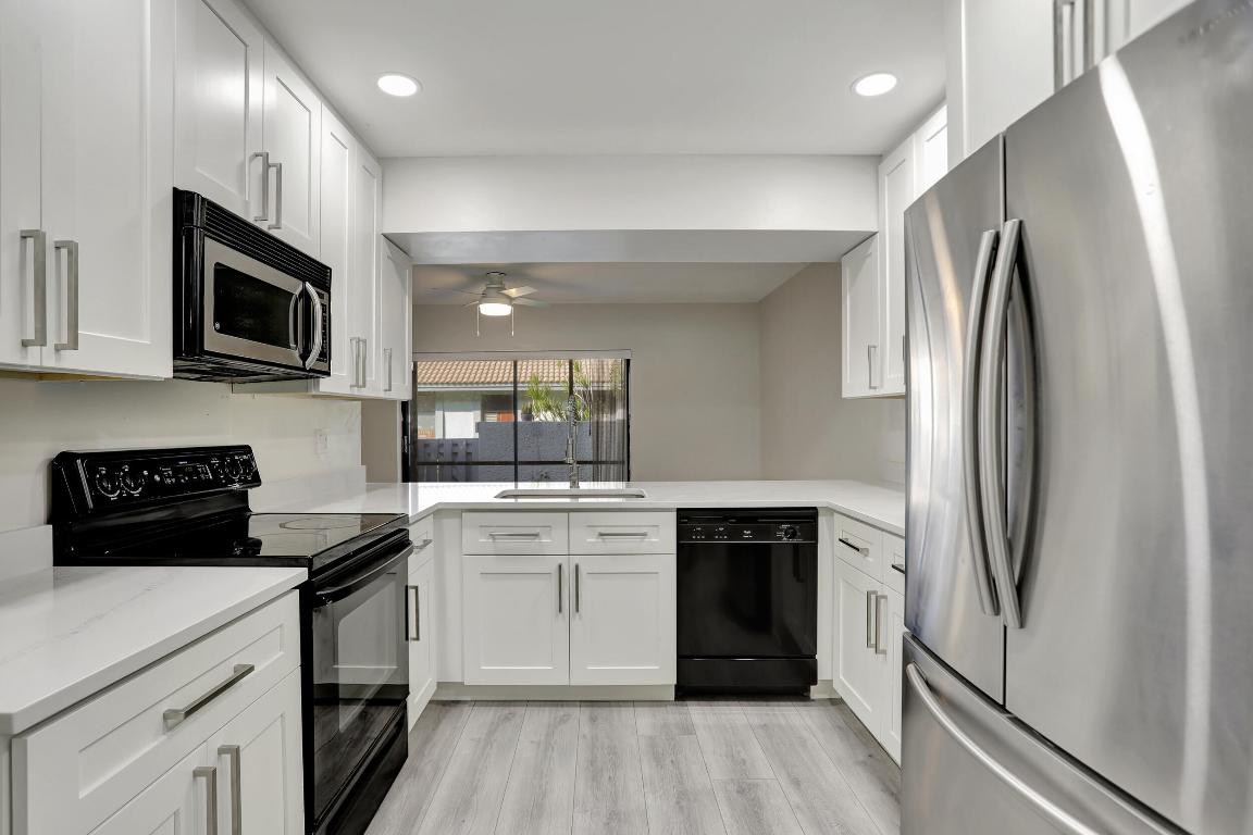 9775 Riverside Drive 68-3, Coral Springs Unit: 68-3