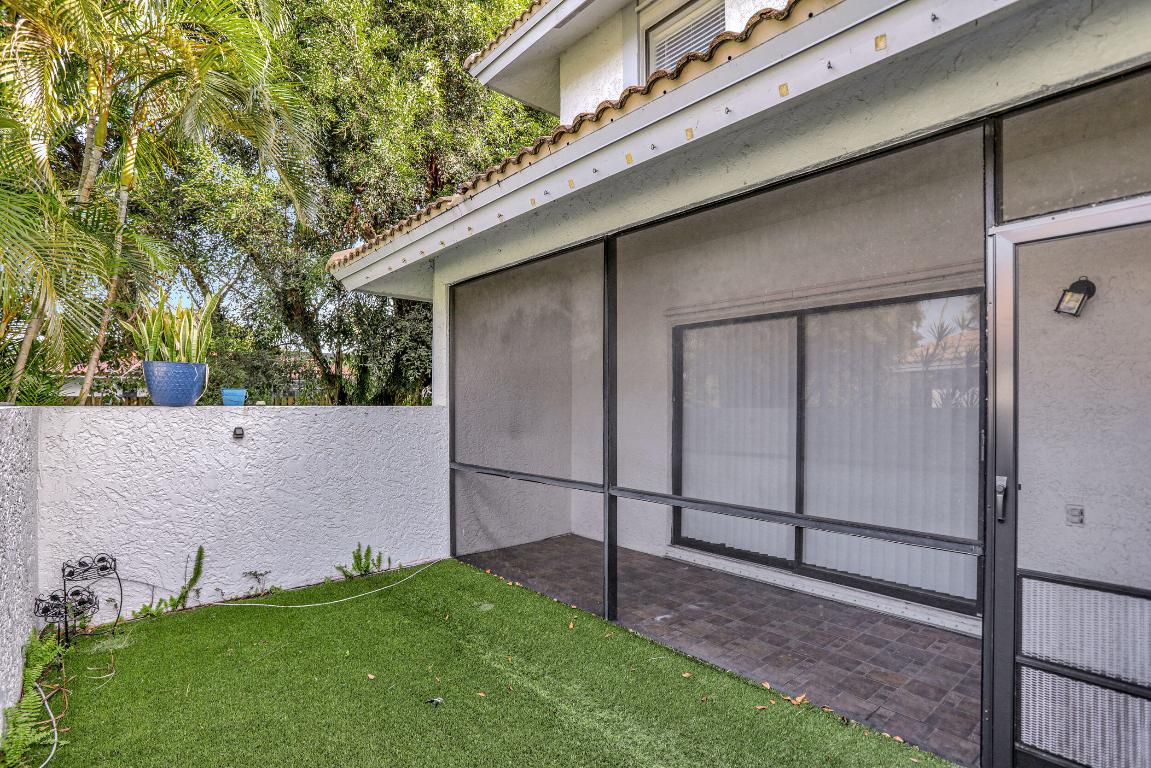 9775 Riverside Drive 68-3, Coral Springs Unit: 68-3