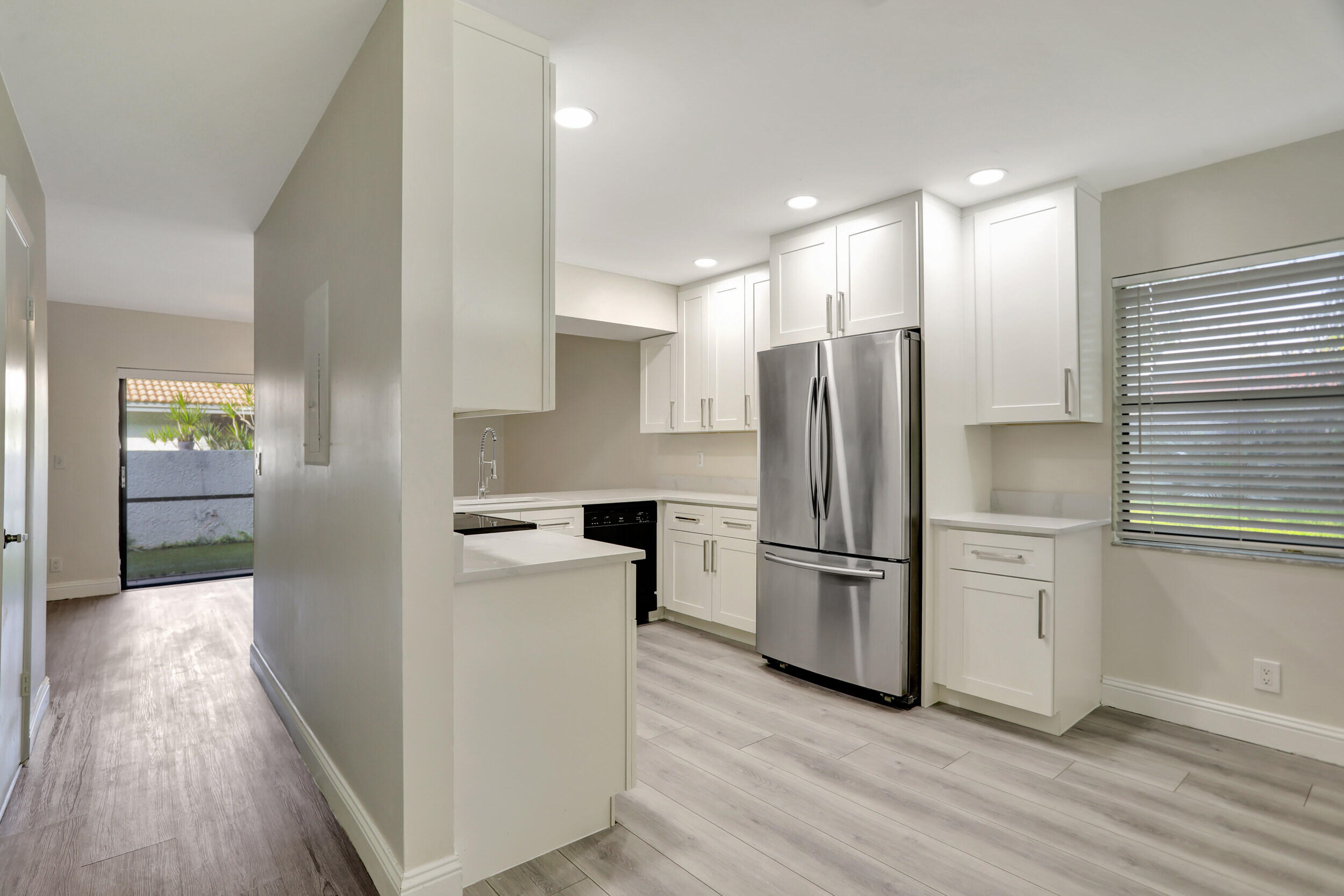 9775 Riverside Drive 68-3, Coral Springs Unit: 68-3