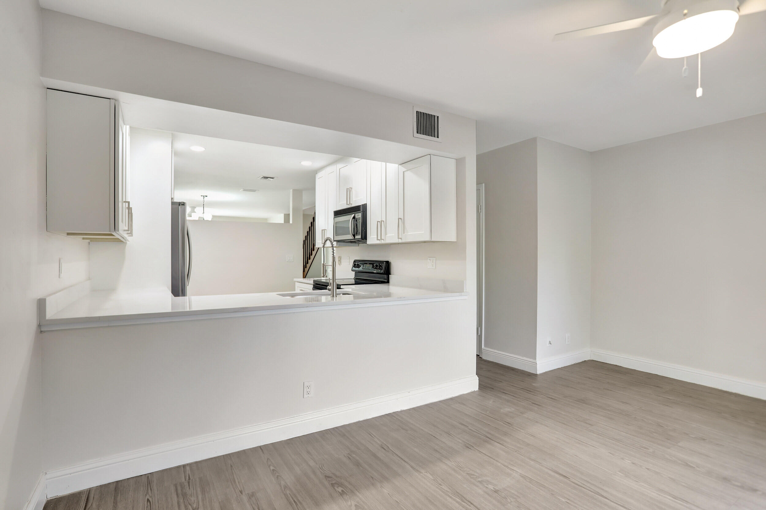 9775 Riverside Drive 68-3, Coral Springs Unit: 68-3