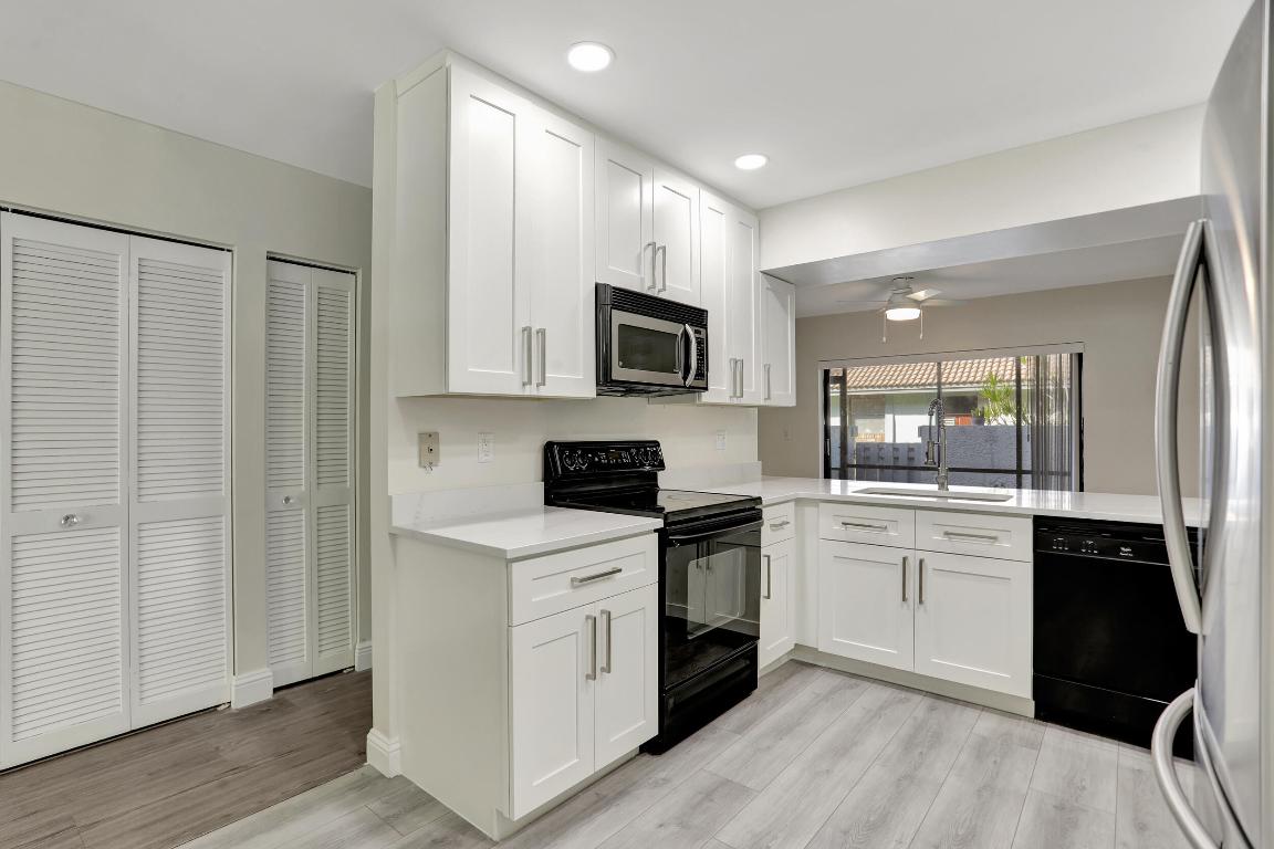 9775 Riverside Drive 68-3, Coral Springs Unit: 68-3