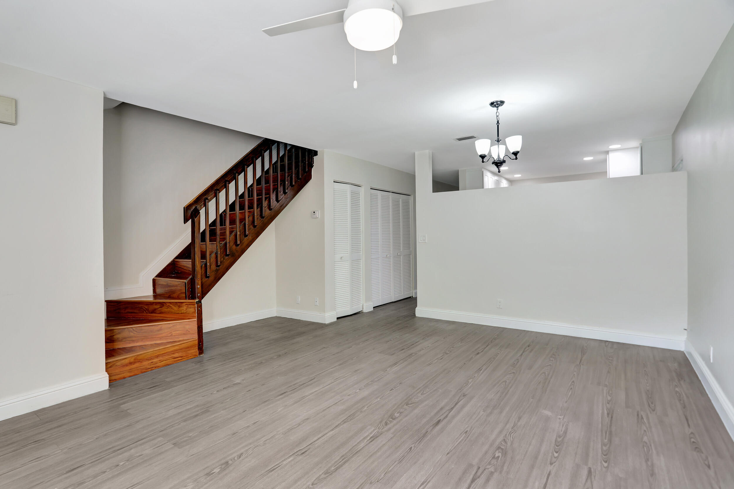 9775 Riverside Drive 68-3, Coral Springs Unit: 68-3