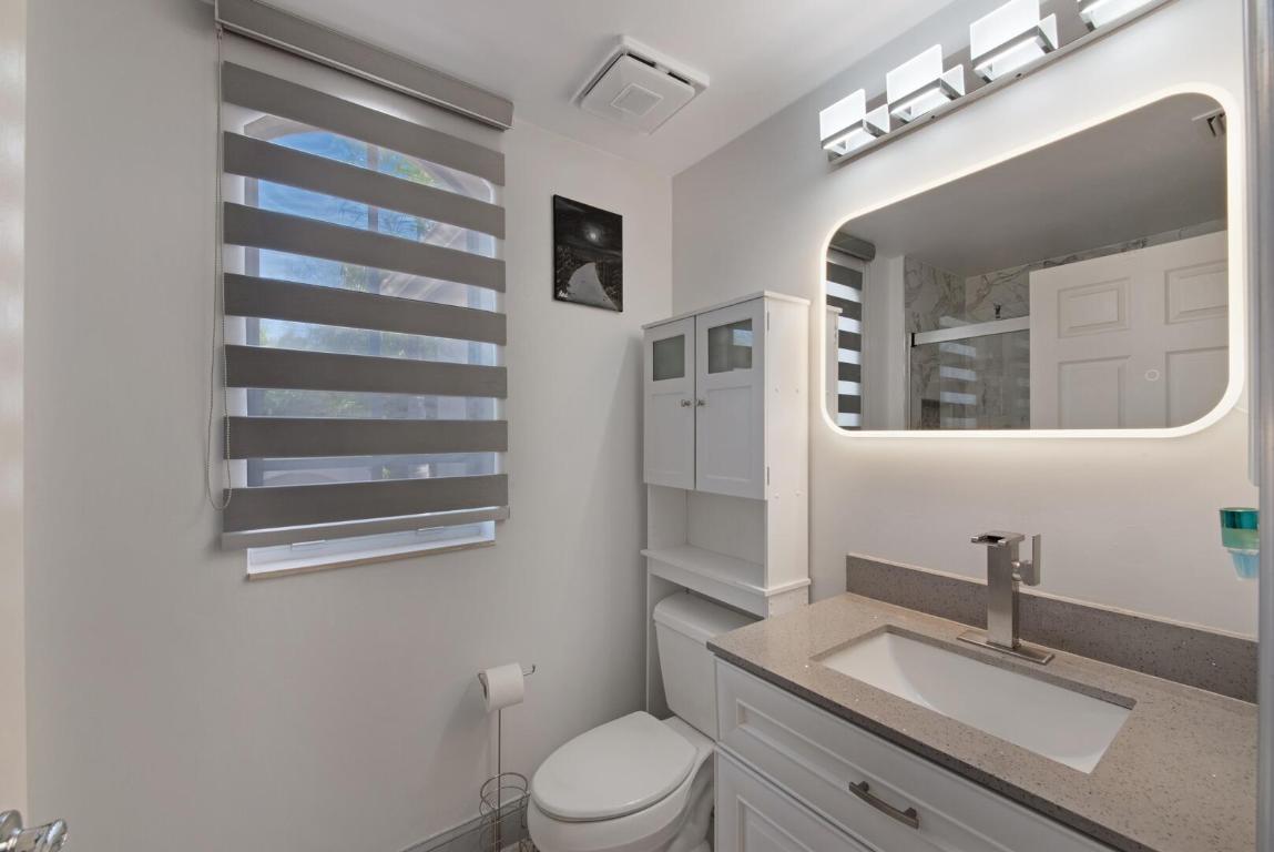 8445 Breezy Hill Drive, Boynton Beach