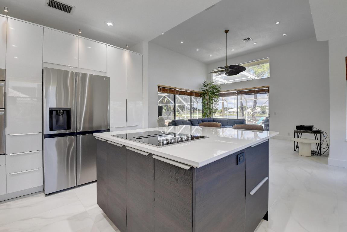 8320 Desmond Drive, Boynton Beach