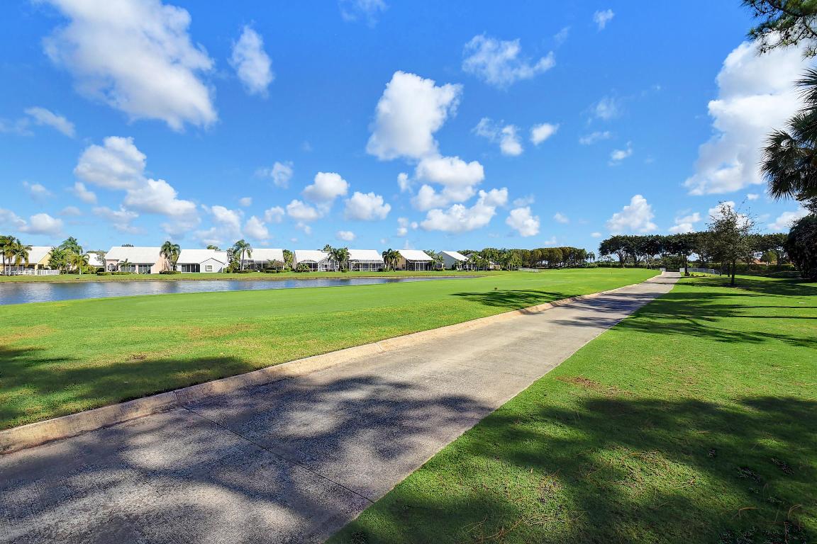 8320 Desmond Drive, Boynton Beach