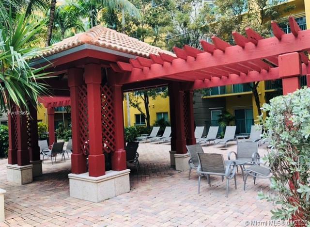 6001 SW 70th Street 642