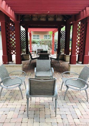 6001 SW 70th Street 642