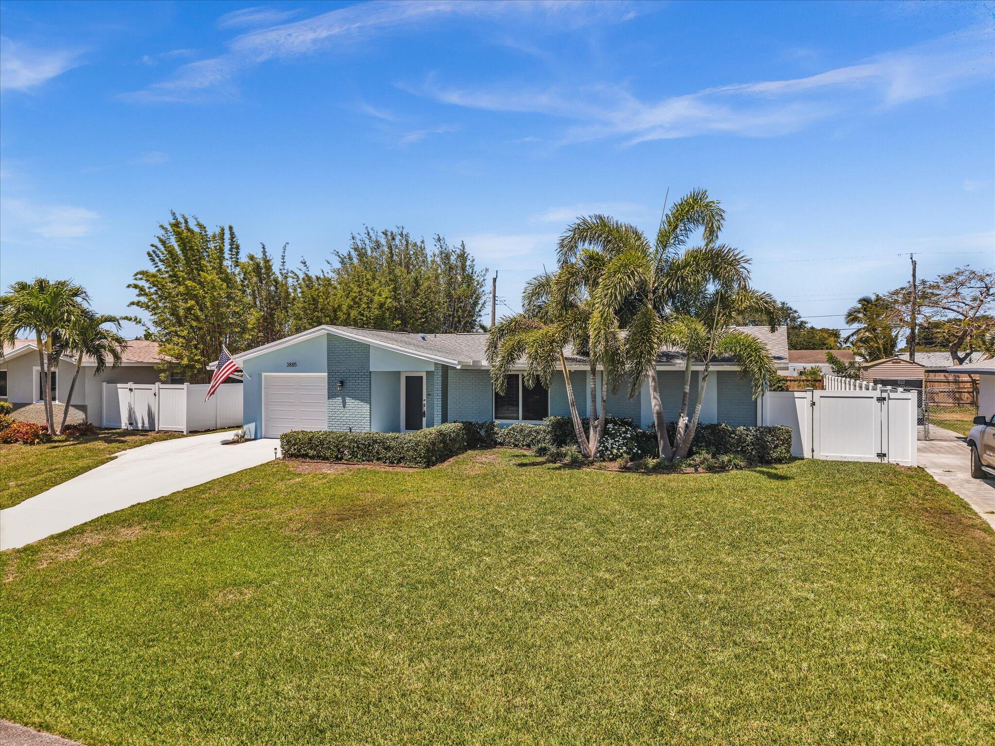 3885 Bluebell Street, Palm Beach Gardens