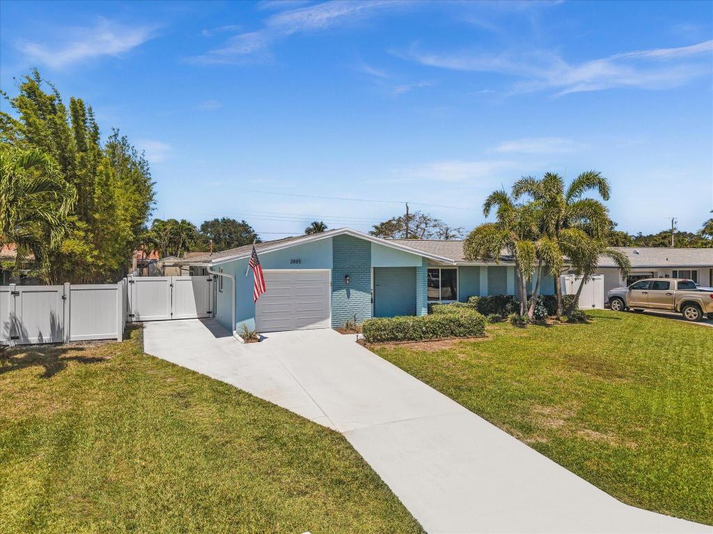 3885 Bluebell Street, Palm Beach Gardens