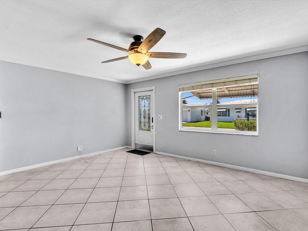 909 SW 6th Avenue, Boynton Beach