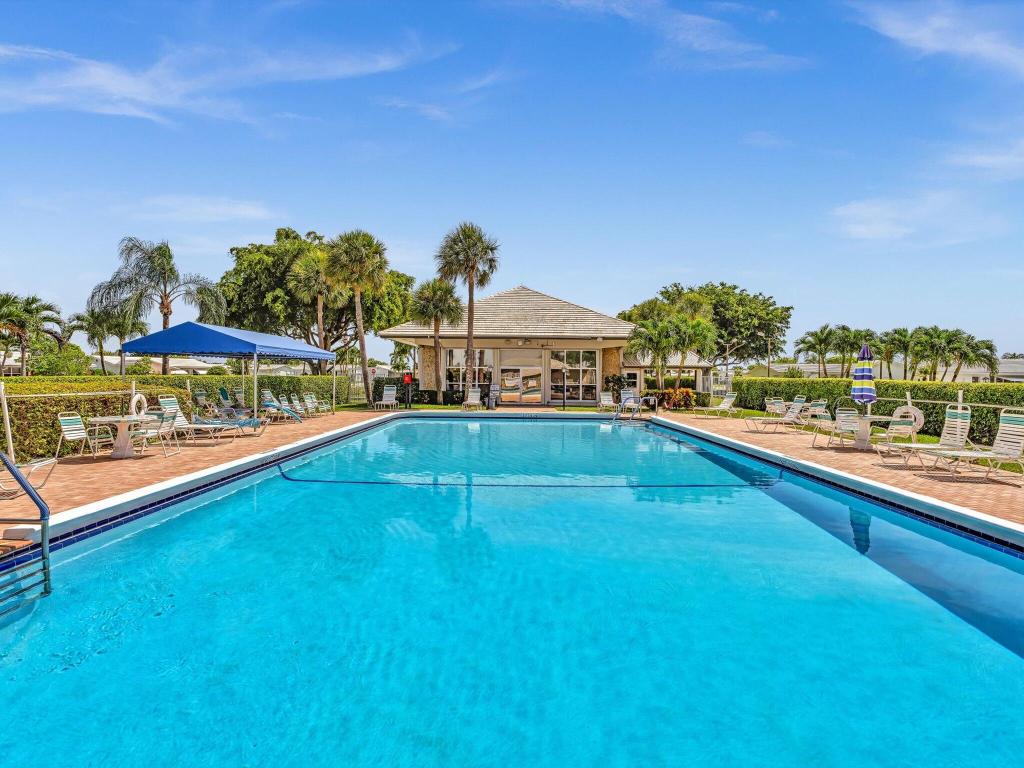 909 SW 6th Avenue, Boynton Beach