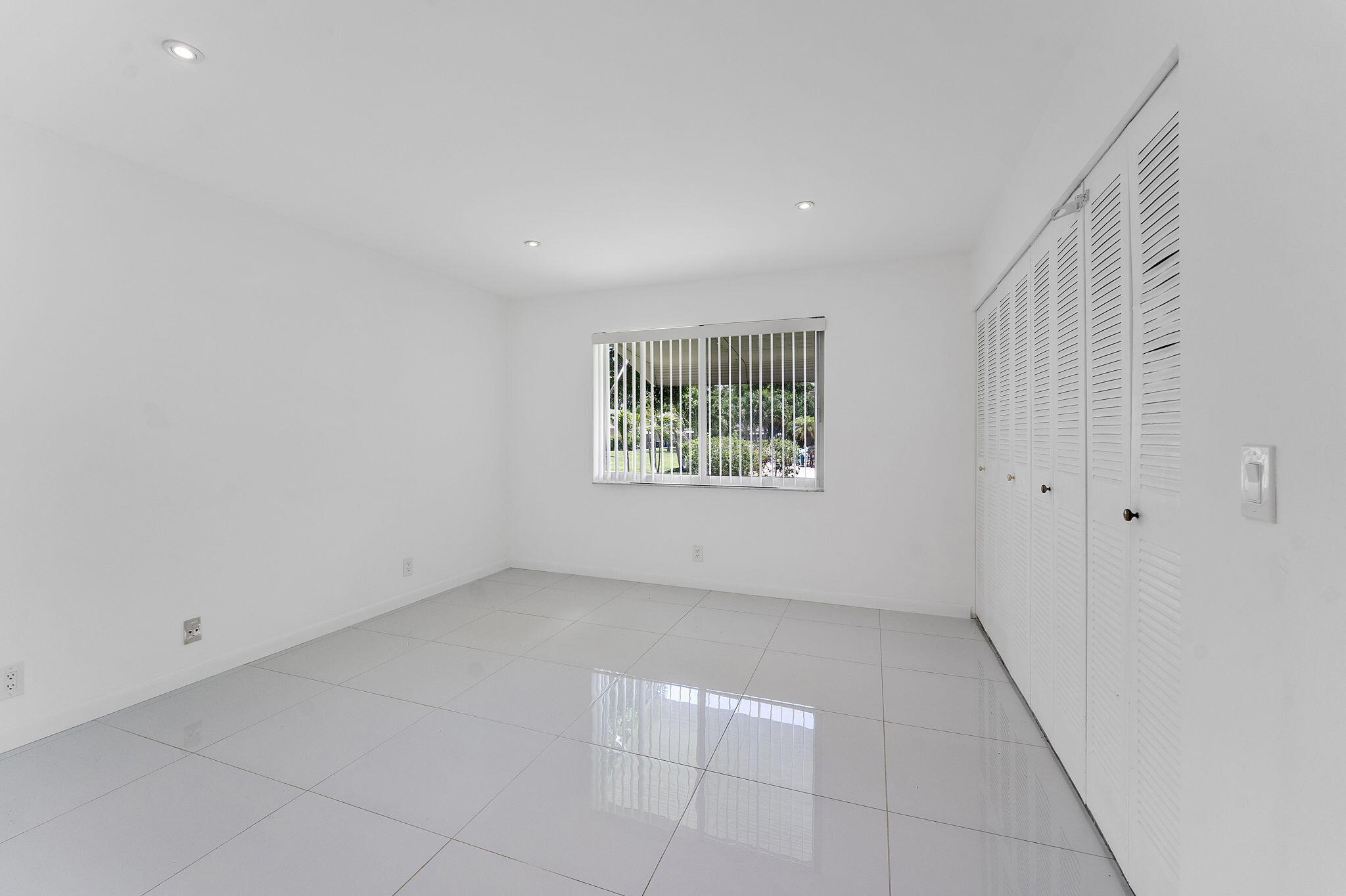 1347 NE High Point Way Way NE D