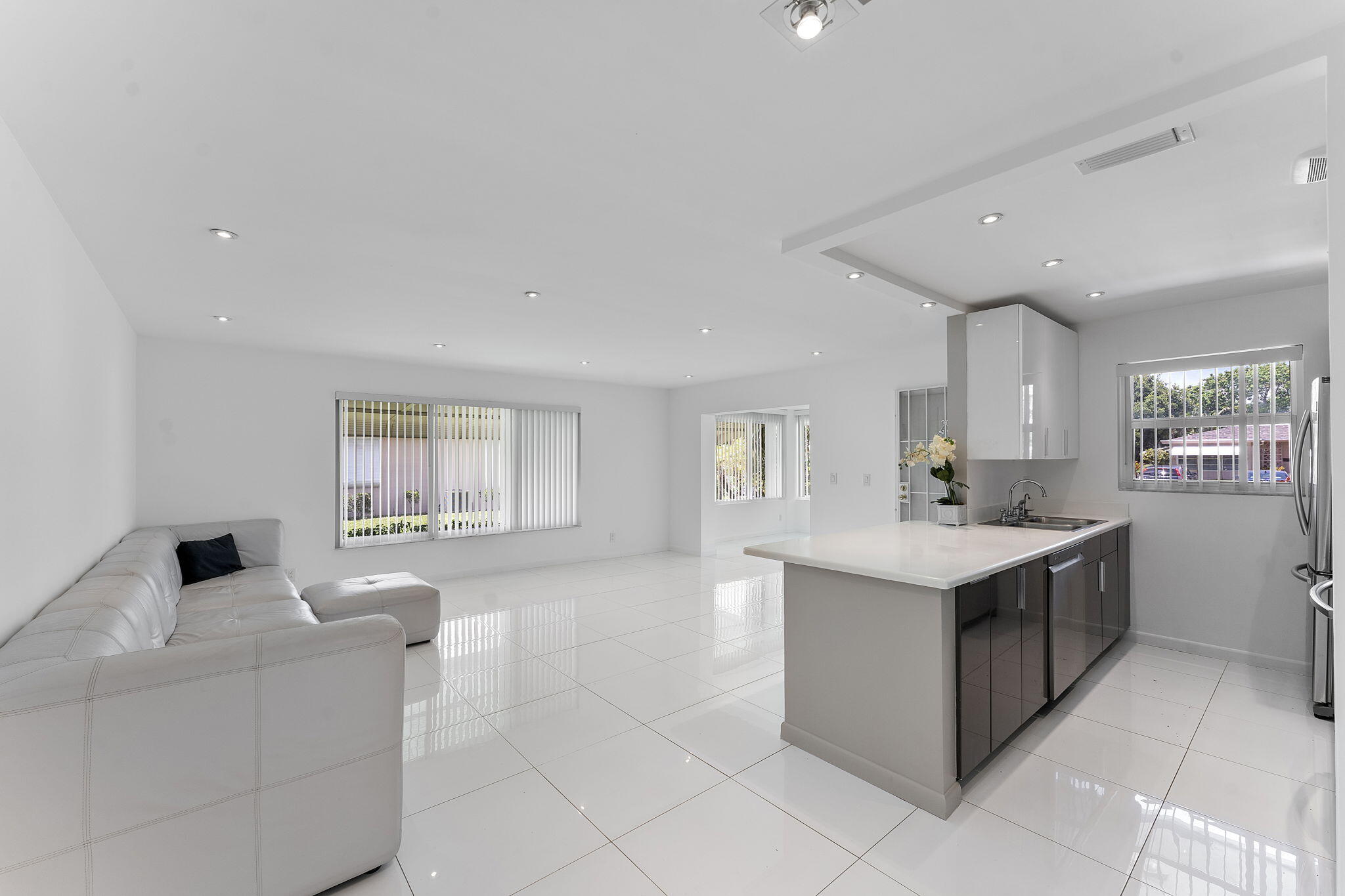 1347 NE High Point Way Way NE D