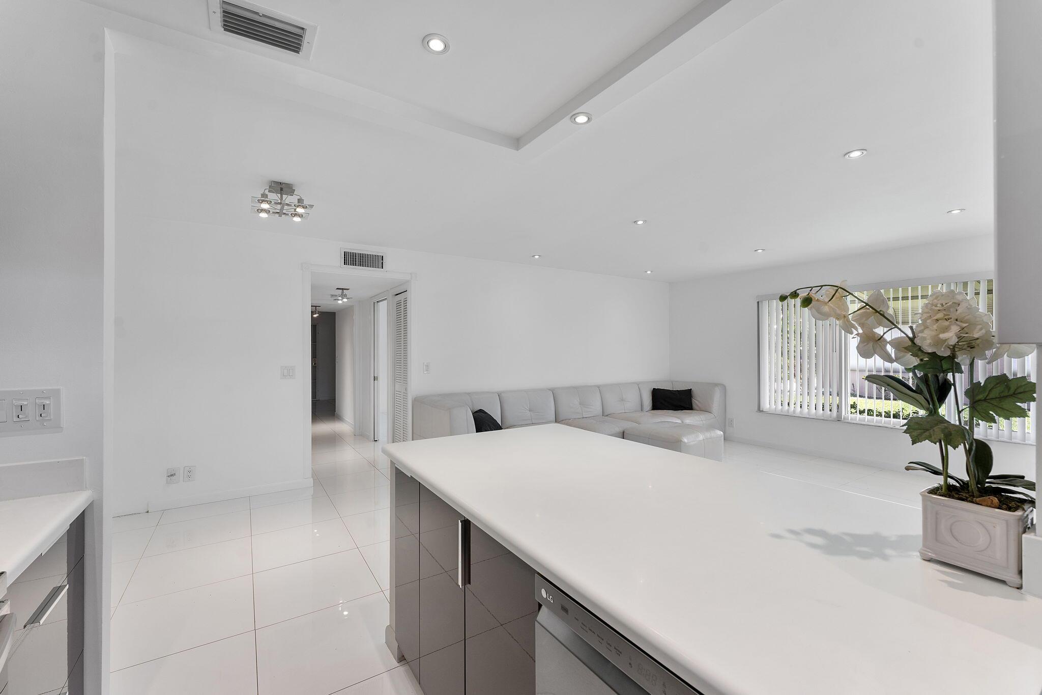 1347 NE High Point Way Way NE D