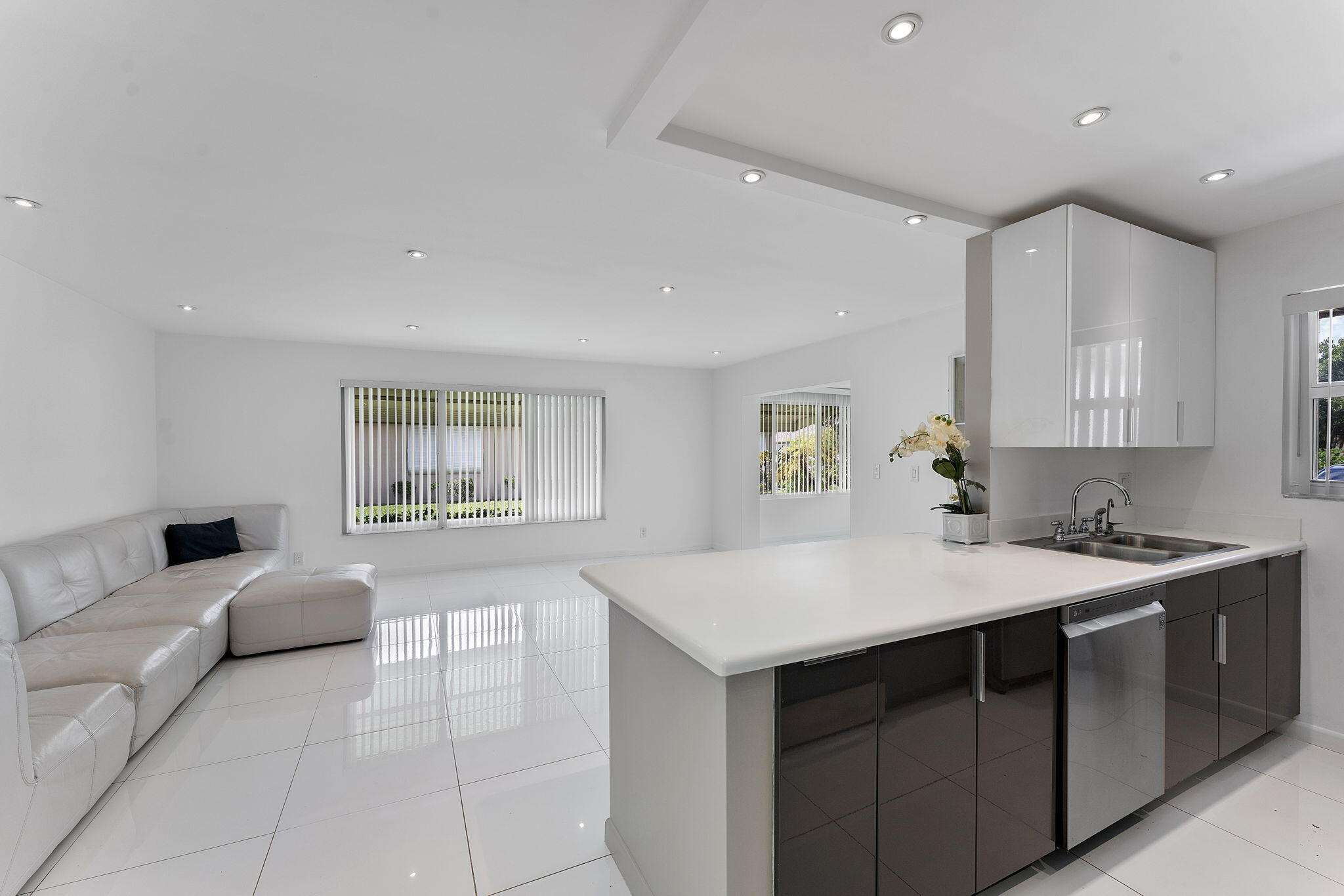 1347 NE High Point Way Way NE D