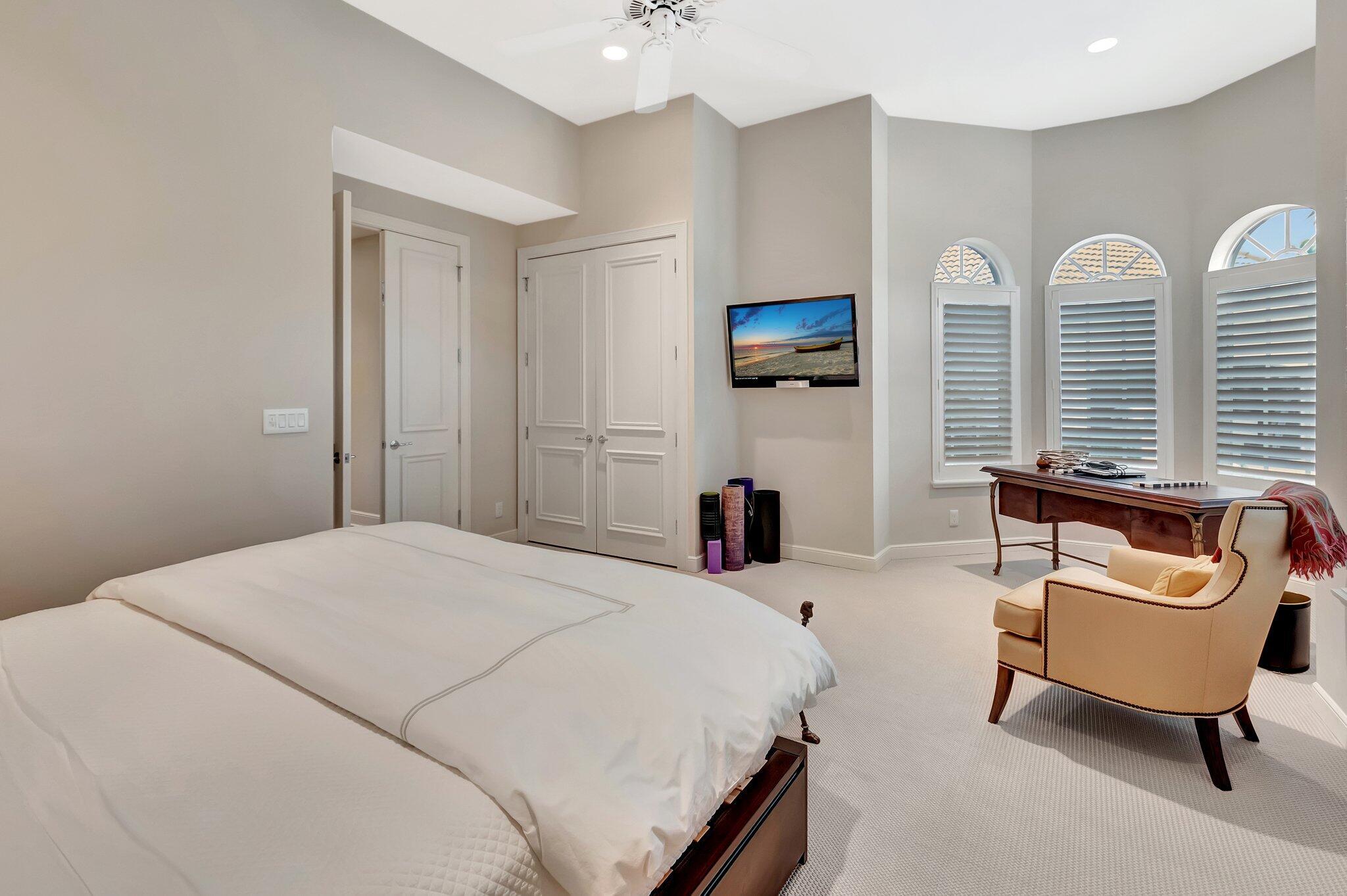 17652 Lake Estates Drive