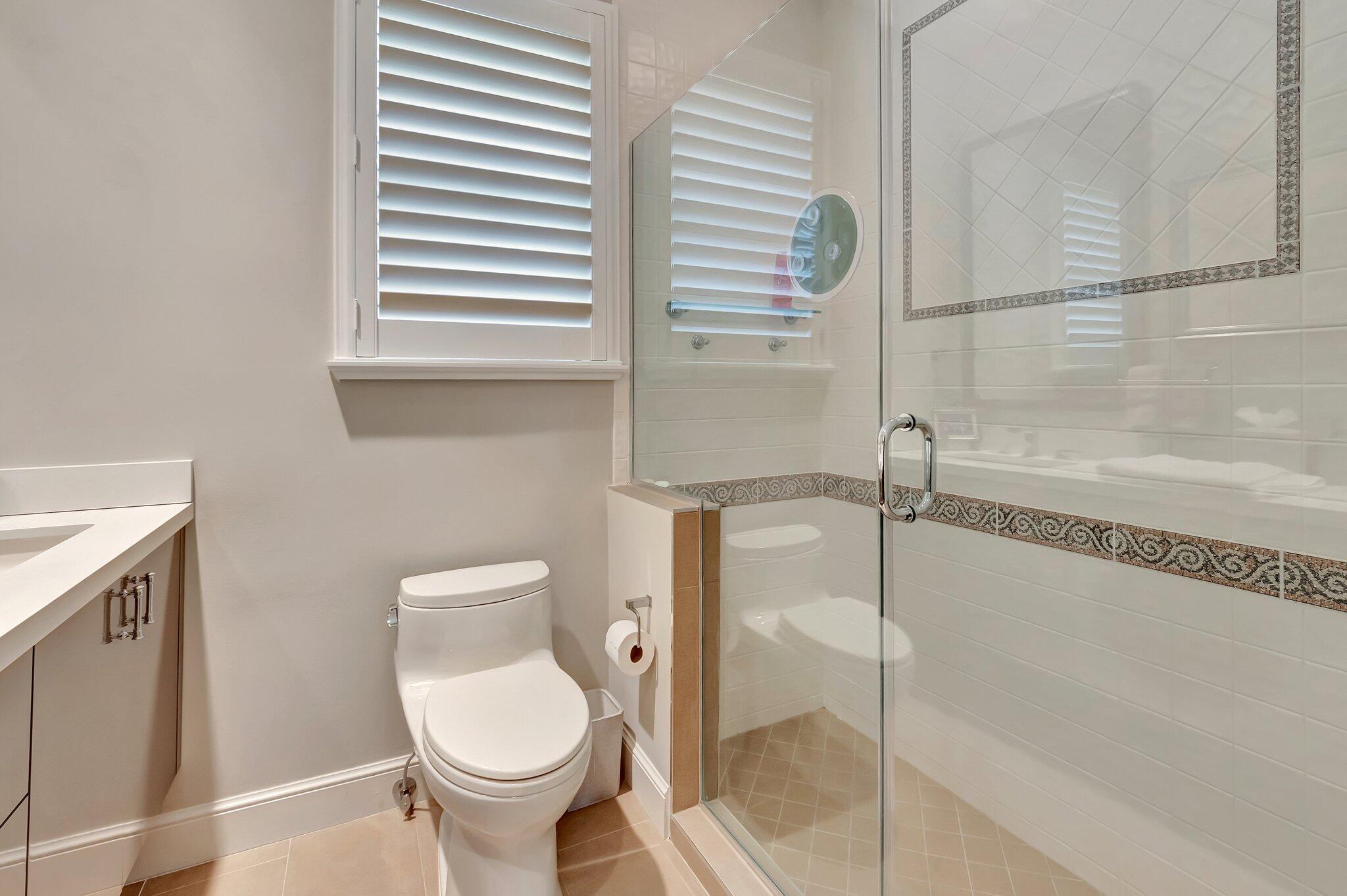 17652 Lake Estates Drive