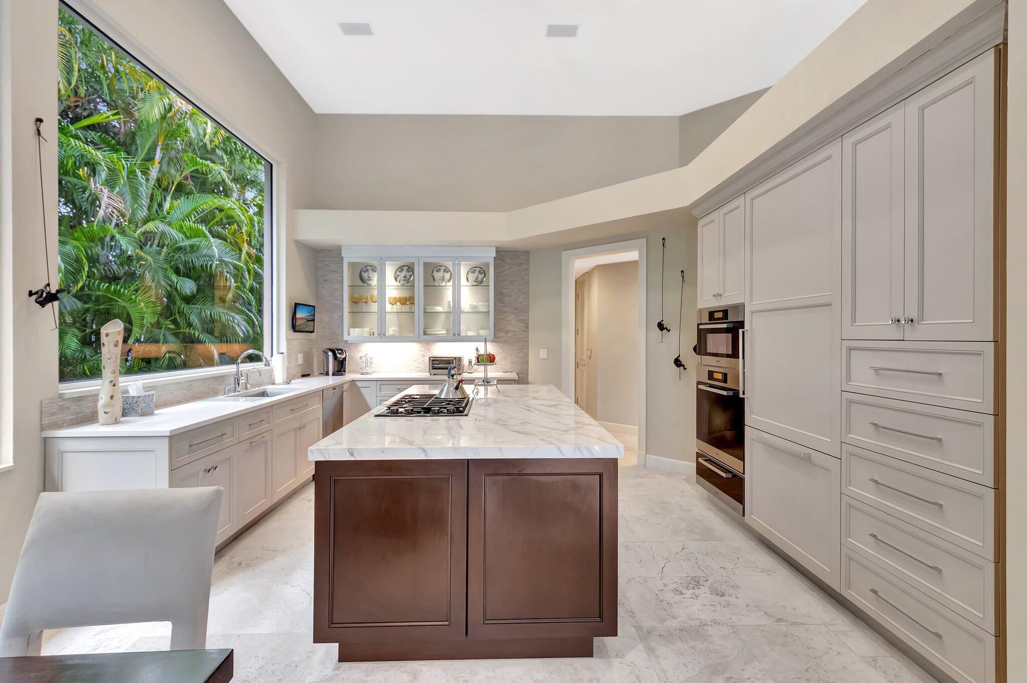 17652 Lake Estates Drive