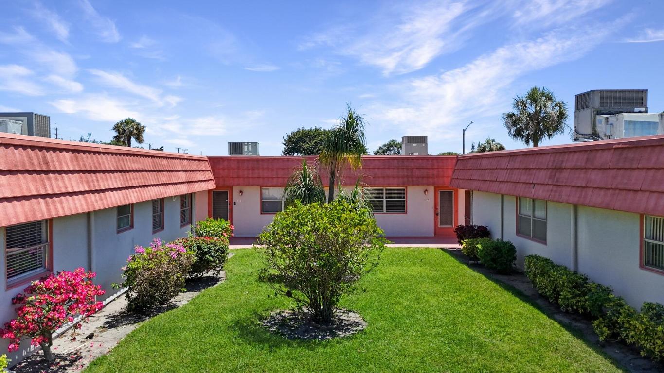 274 Seville L, Delray Beach