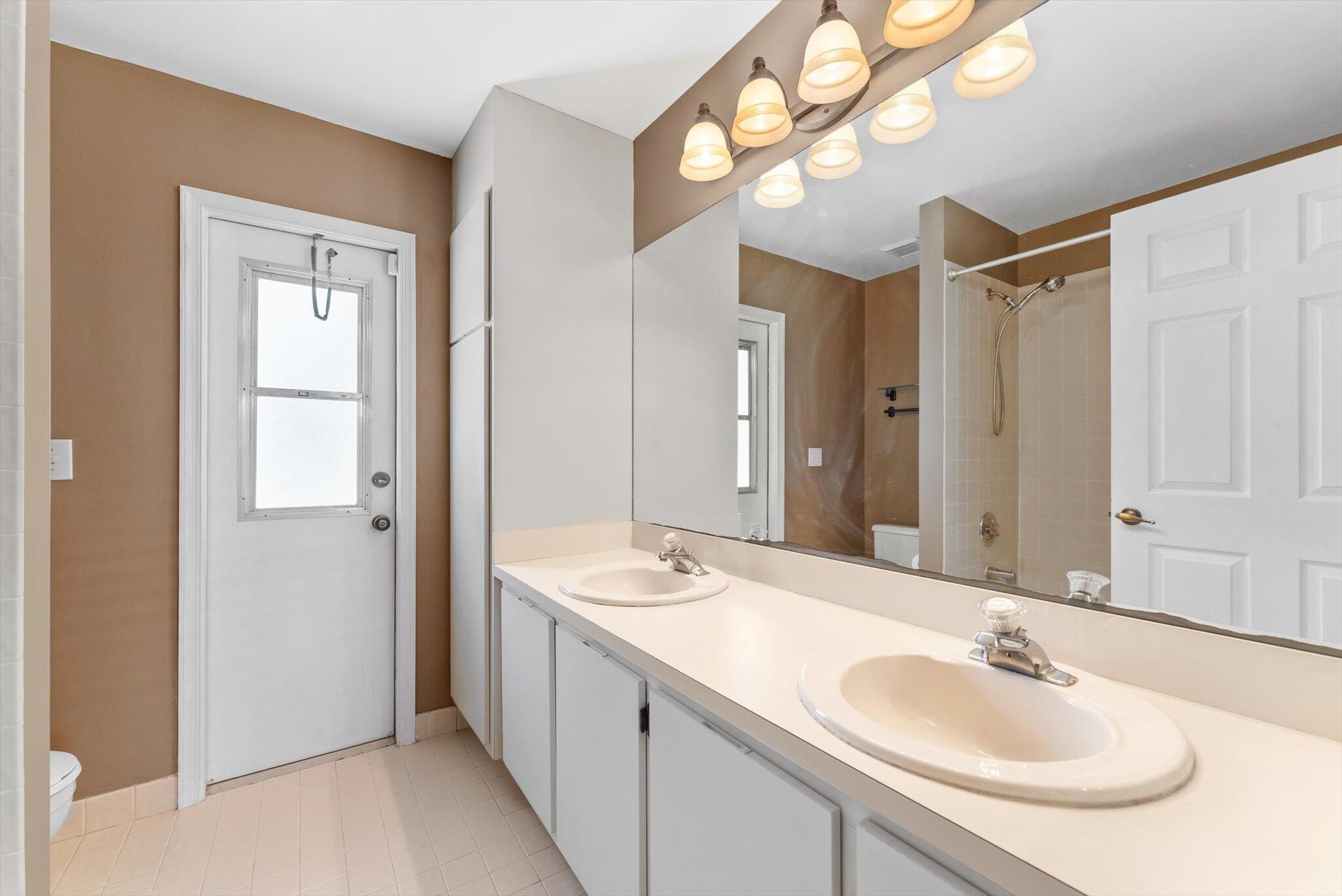 720 Culpepper Terrace